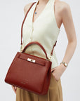 Handbag Victoria III in Brown