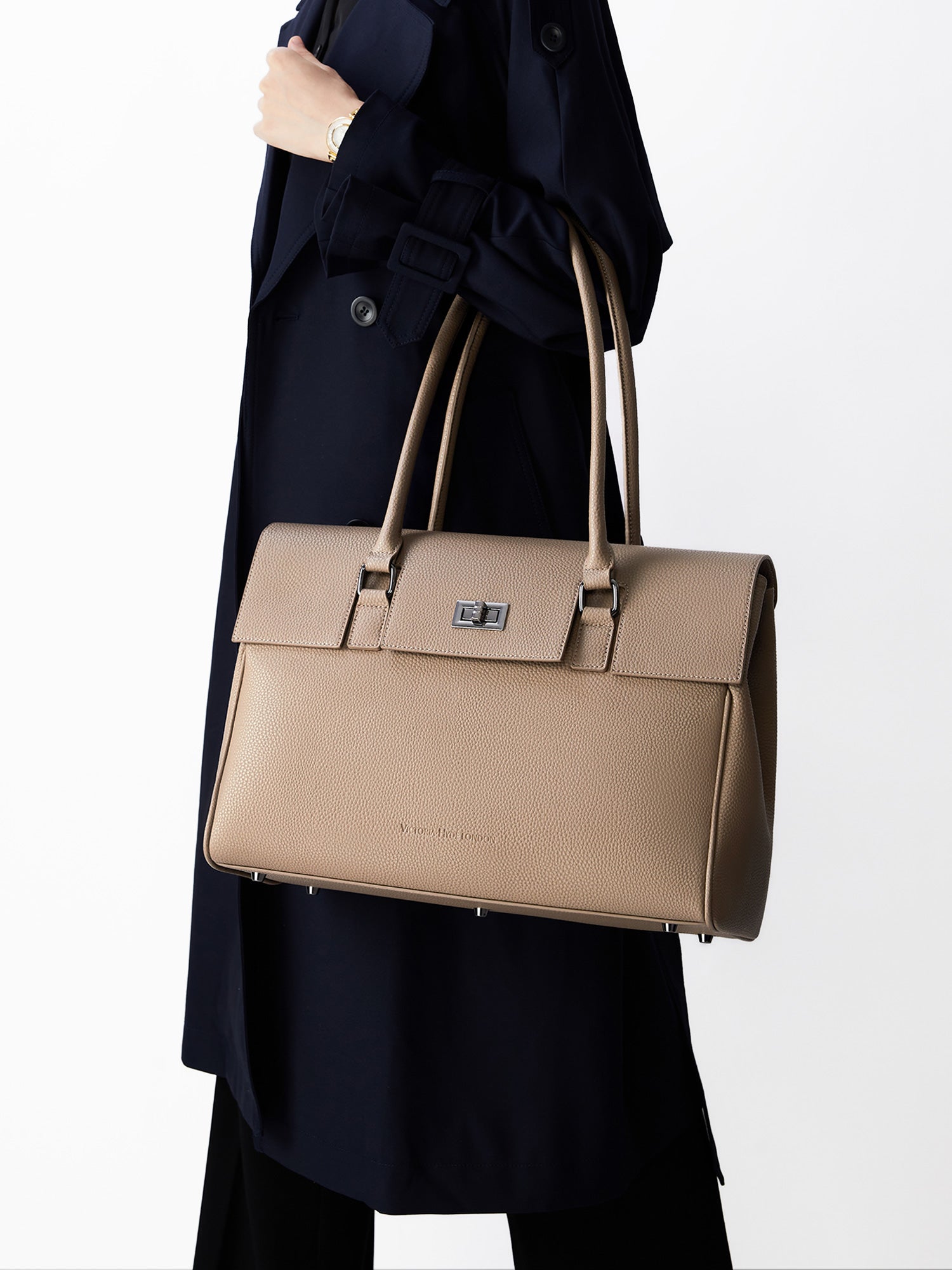 Victoria Hyde Jolene large beige work bag with 15" laptop compartment, removable cosmetic pouch, vegan, water-repellent, smart interior organization.