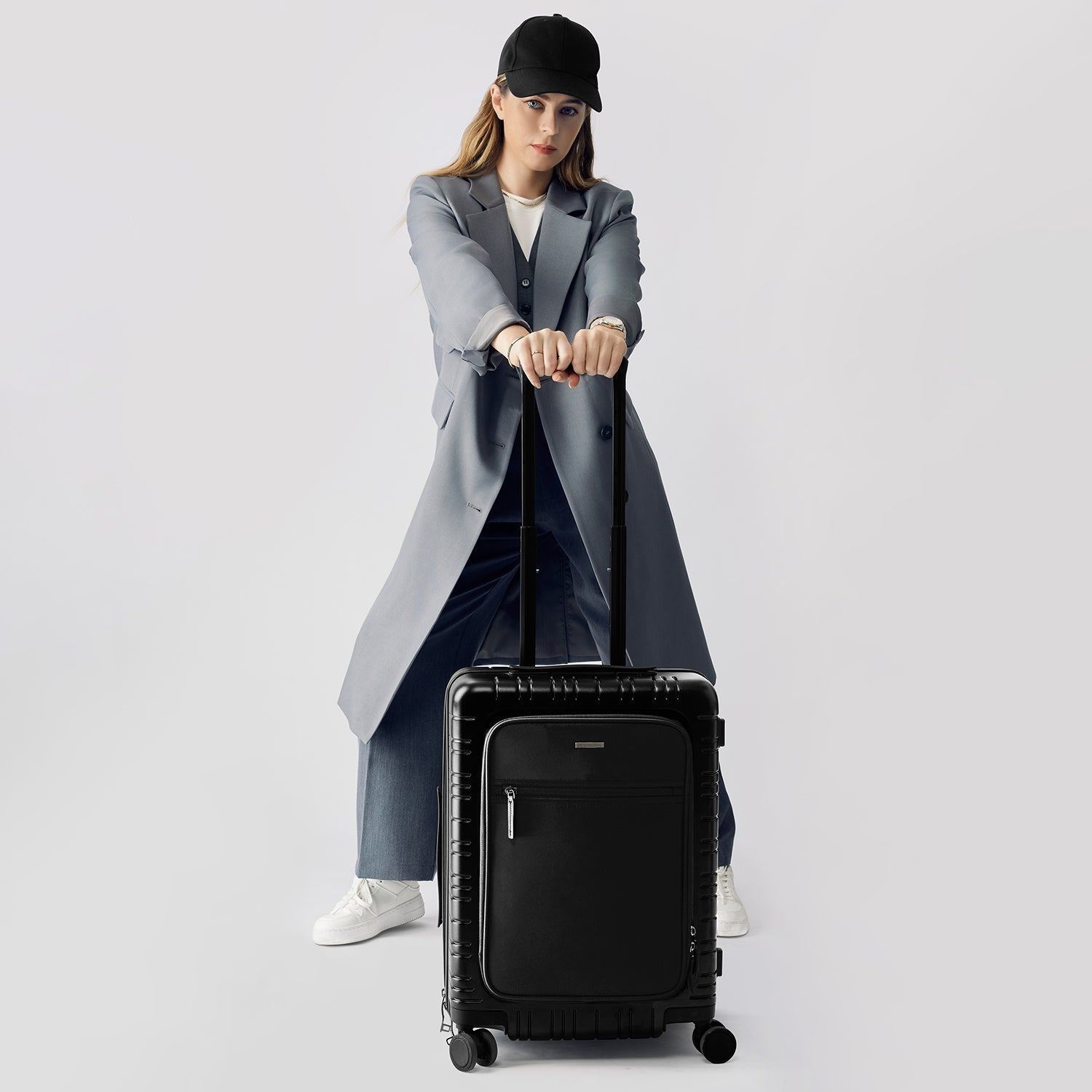 Victoria Hyde Super Woman Trolley – compact lightweight PC suitcase, TSA lock, Hinomoto wheels, foldable drink holder, ideal for travel