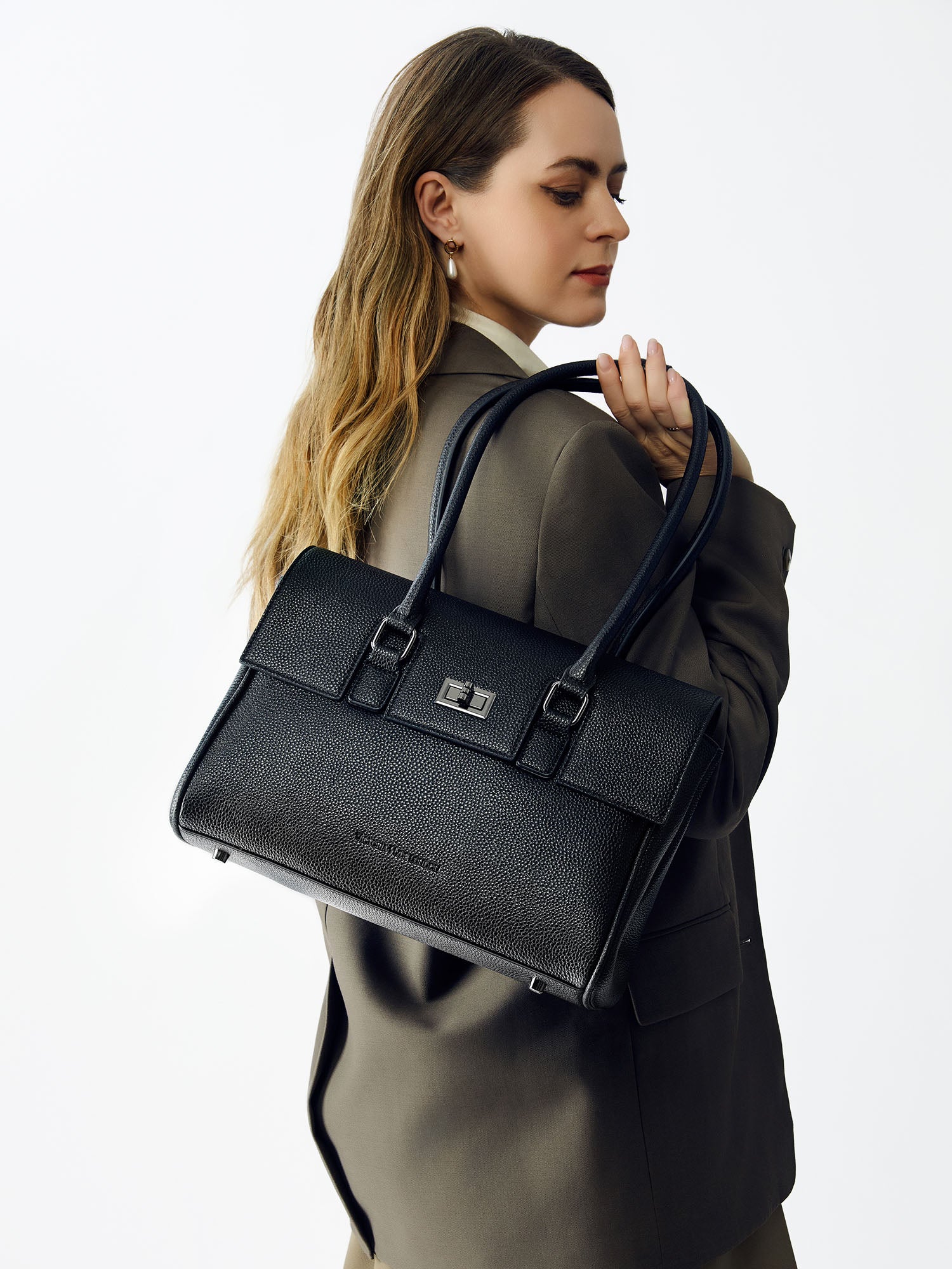 Victoria Hyde Jolene Small Black new work bag – classic elegant design, tablet compartment for up to 12.9", vegan microfiber leather, water-repellent, perfect for professional women.