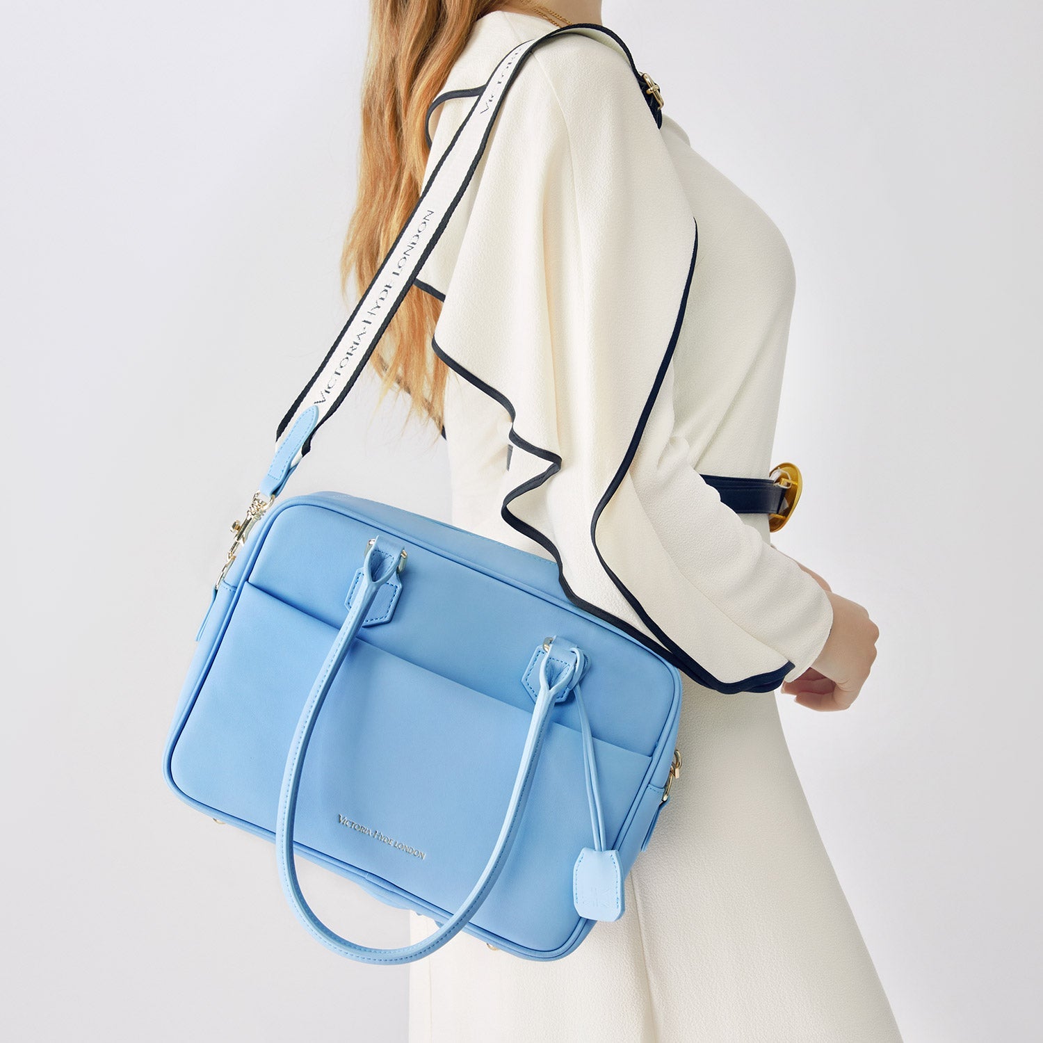 Victoria Hyde Margaret Small light blue work bag with tablet compartment, vegan microfiber leather, water-repellent, removable cosmetic pouch, smart organizer – perfect for professional women.