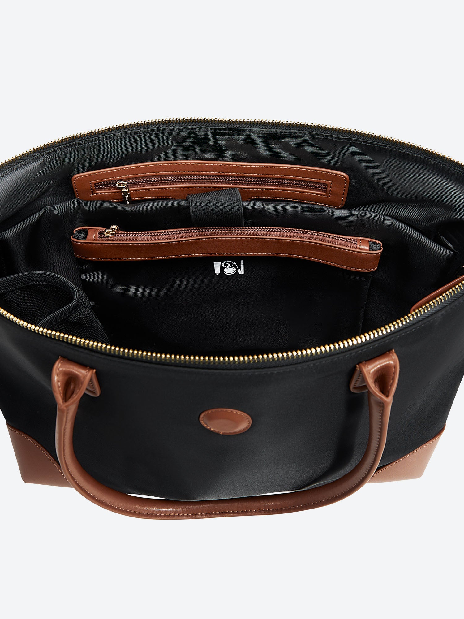 Victoria Hyde Eva Black new work bag – lightweight nylon, laptop/tablet compartment, smart organizer, vegan, water-repellent, scratch-resistant. Ideal for professional women.