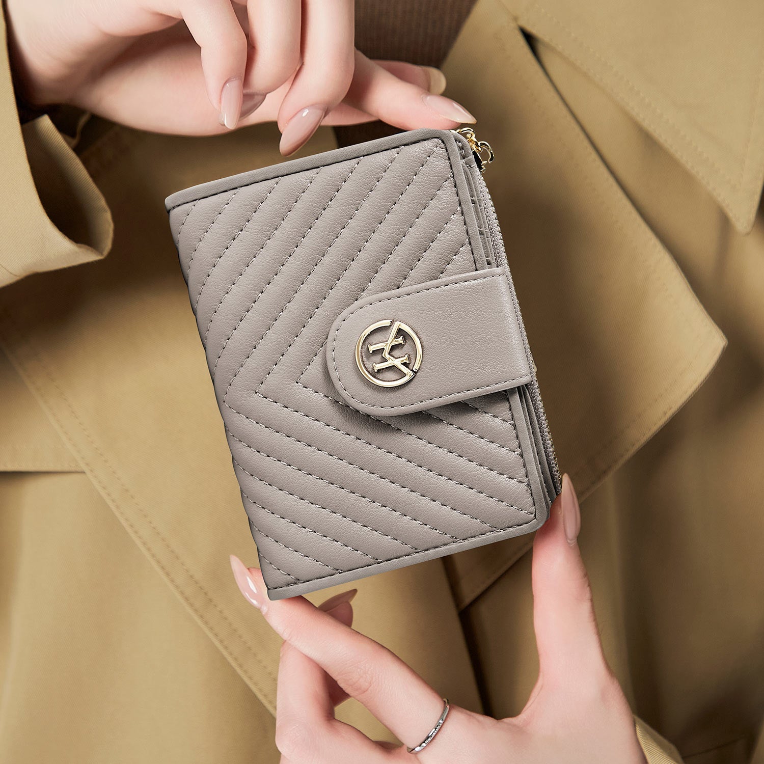 Victoria Hyde Rosi nude genuine leather wallet, multifunctional design with 19 card slots, bill compartment, and zippered coin pocket.