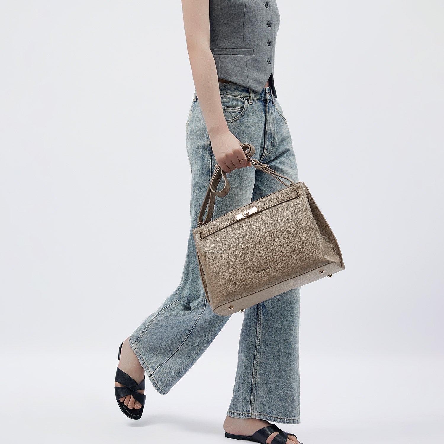 Victoria Hyde Alla Business Bag – modern work bag with gold twist lock, PU leather, key/phone/ID compartments, removable pouch. Perfect for commuting women.