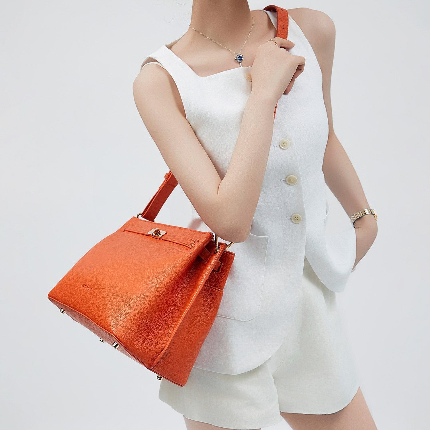 Victoria Hyde Alla Business Bag – elegant crossbody &amp; modern work bag with gold twist lock, PU material, compartments for keys, phone, ID, and removable pouch. Ideal for professional women, commuting, or working moms.