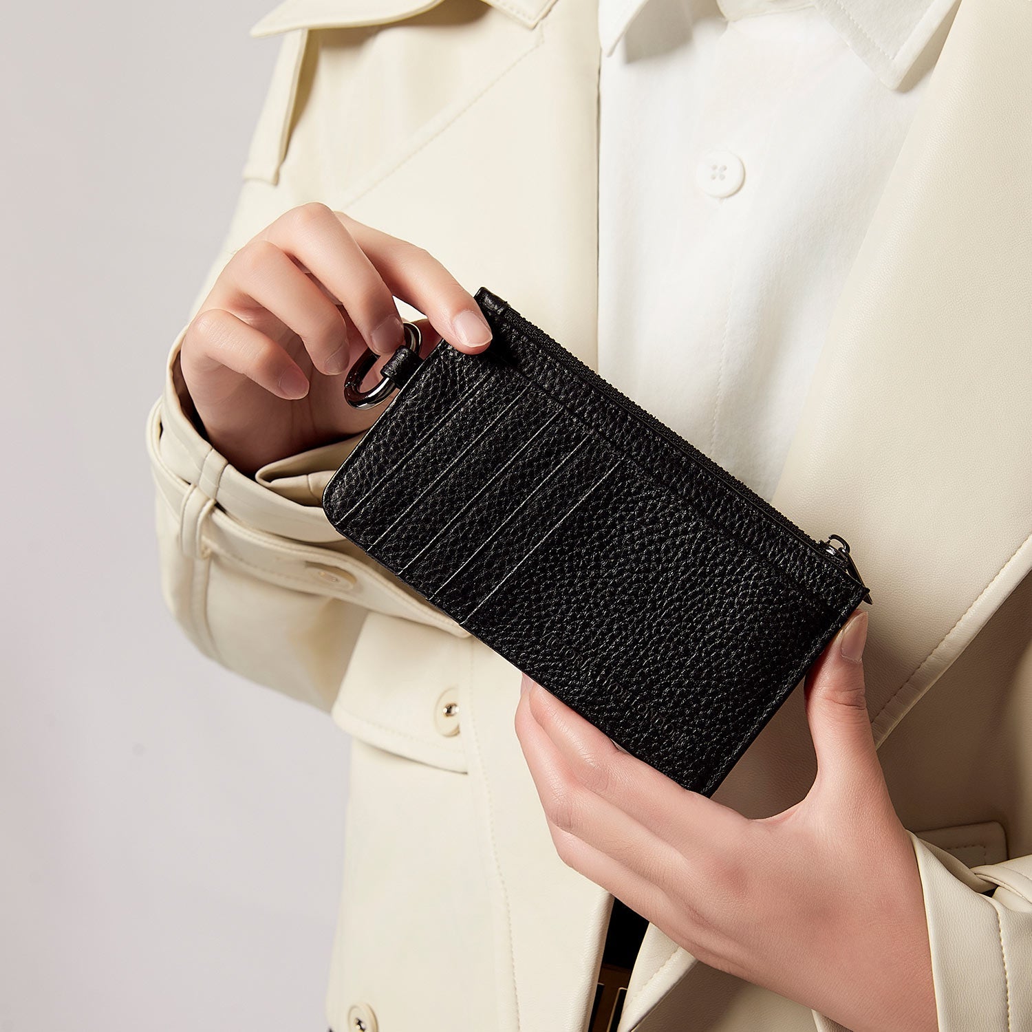 Victoria Hyde multifunctional genuine leather card holder in caramel color, unisex design with 10 card slots, ticket slot, coin pocket, and detachable closure.