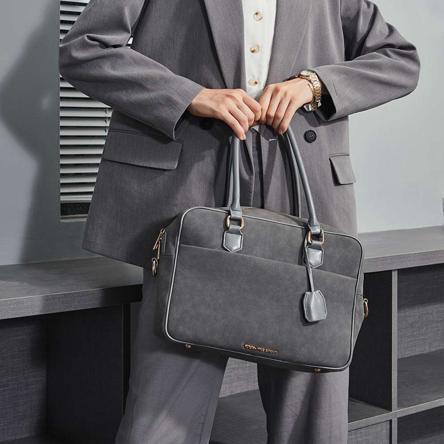 Victoria Hyde Margaret Large Gray work bag with 13" laptop compartment, removable cosmetic pouch, vegan, water-repellent, smart organization.