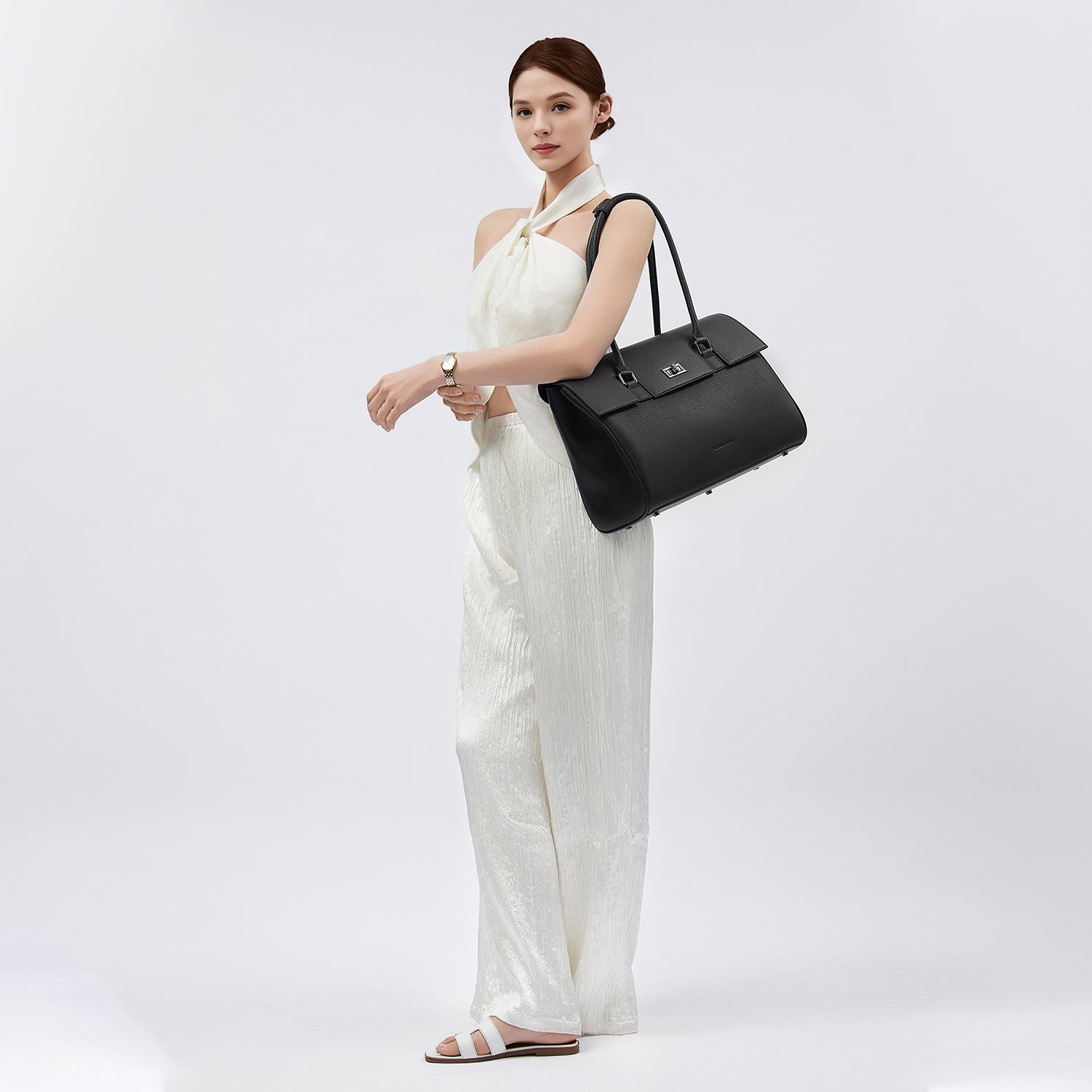 New Work Bag Jolene Black modern work bag sustainable tote bag with laptop compartment for women in business